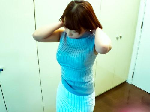清楚人妻が性感オイルの快楽地獄に沼堕ちｗｗｗｗｗビン勃乳首を弄られビクンビクン絶頂の巨乳妻は寝取られ懇願♪