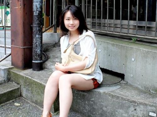 お父さんが知ったら泣くぞｗｗｗｗどこにでもいるような普通女子が一番エロイ！キモ中年の変態プレイにアヘ顔連発！