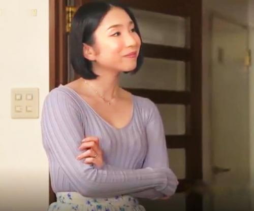 「おまんこ欲しいんでしょ､､､♡」色気すげｗｗｗｗｗ草食男子をムラムラ誘惑！「おばさんに任せて♡」マジ淫乱ｗｗｗｗｗ