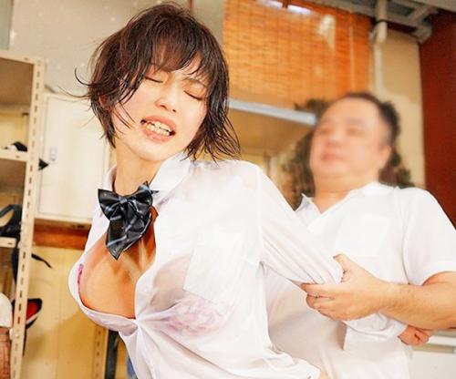 濡れるブラウスに透ける純情ＢＯＤＹにクズ発情！大嫌いなクズ教師に犯され続けるｗｗｗ「いやッ！ヤメてッッ！！」