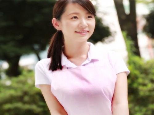 柔らかＧカップの神乳房やべｗｗｗｗエロ巨乳な人妻熟女が旦那放置の温泉旅行で他人竿と不倫行為ヤリまくりだぜ！乳首舐め手コキ