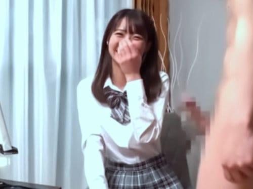 美少女jkが目の前のデカチンに刺激されて秒で濡れる？！「おちんぽデッサンｗｗｗ」発情した貧乳娘…大量潮吹き⇒無許可中出し