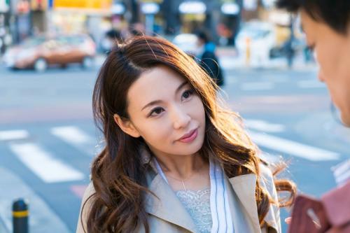 〚熟女ナンパ〛四十路のおばさんに声かけたら悦んでついてきた。簡単に信用しちゃうBBAマンコには中出しのお仕置きが必要だな
