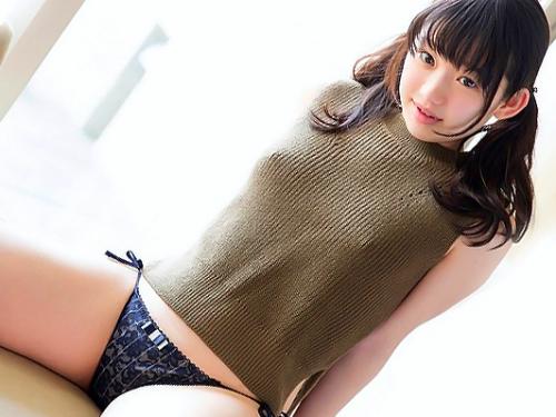 〚激ロリ顔の美少女セックス！〛ノーブラタンクトップで乳首ピンコ立ちしちゃってる色白スレンダー娘とホテルでハメ撮り！！