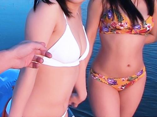 〚水着ギャルを素人ナンパ〛露出高めの着衣で浜辺を歩くギャルをホテルに連れ込み巨根で即ハメSEXしてハメ撮りしちゃう