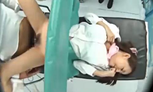 【お姉さん】中出しセックスして妊娠検査にやって来たお姉さんが悪徳医師に中出しされちゃう【悪徳医師】