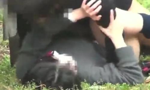 【女子高生】女子高生たちが強姦魔に襲われて打ち捨てられてる・・・【陵辱レイプ】