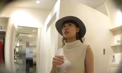 【お姉さん】ハットを被った可愛い店員さんがいたので話を聞きながら隠し撮り【パンチラ盗撮】