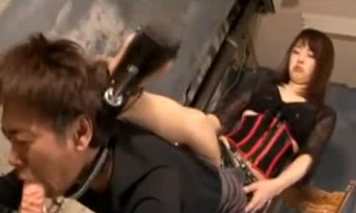【女王様】チビのM男がモデル体系の女王様に酷いことされまくってチンポをビンビンにさせるｗｗ【M男調教】