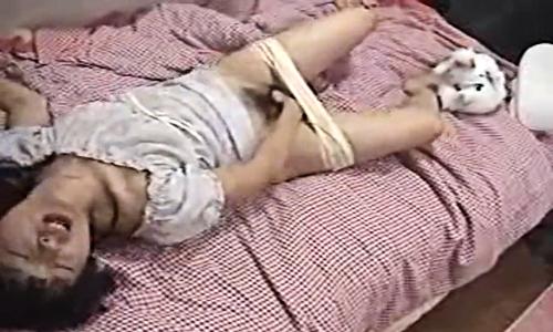 【妹】妹の部屋にカメラを仕掛けてオナニーを盗撮する変態兄ｗ【盗撮オナニー】