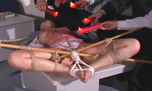 【OL】会社で男たちに拘束されて蝋燭責めをされる女性【拘束陵辱】