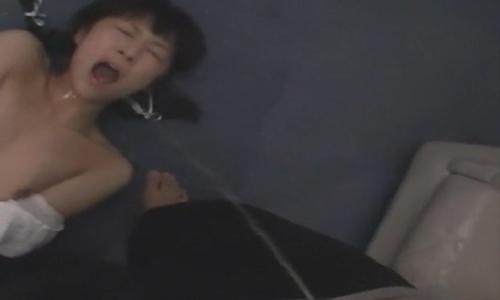 【野中あんり】ちっぱい少女を仰向けに寝かせて顔面に放尿する鬼畜プレイｗｗ【拘束陵辱】
