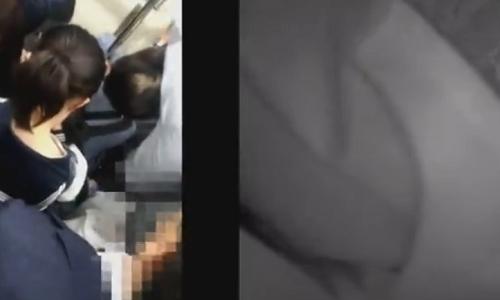 【女子高生】電車で女の子のパンツに手を突っ込みクチュクチュと手マンしてあげる【手マン陵辱】