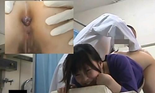 【お姉さん】イボ痔の治療にやって来た女性が診察されているところを隠し撮りされる【悪徳医師】