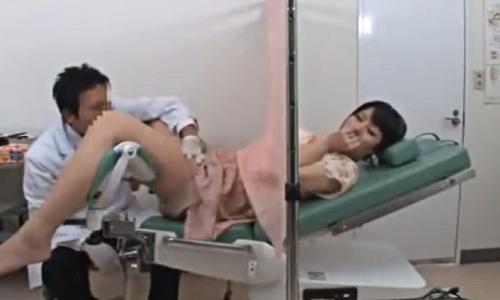 【人妻】産婦人科にやって来た清楚系の美人妻が医者に念入りにまんこを触診されてしまう【悪徳医師】
