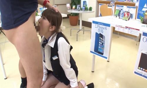 【波多野結衣】巨乳の携帯ショップの店員の時間を止めて口にチンポ突っ込んで記念撮影ｗｗ【時間停止レイプ】