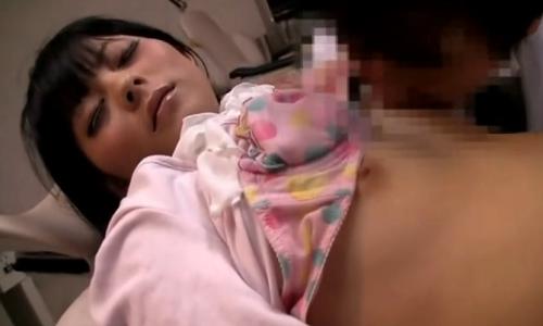 【お姉さん】歯科医に薬で眠らされてしまった女性が診察台の上で好き放題されちゃう【昏睡レイプ】