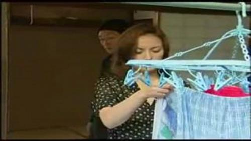 美熟女の不倫相手は実は…弟？！