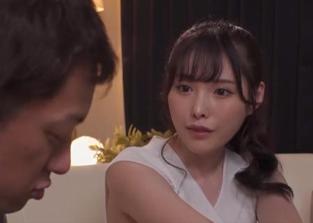 【橋本ありな】3人での宅飲み中親友が寝落ちするとその彼女が俺にちょっかい出してきて…ヤっちゃっていいのか？