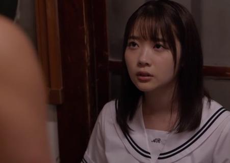 【二葉エマ】父親の性暴力が怖くて先生の家に逃げ込んだJK。教師と生徒の関係が壊れるのに時間はかからなかった…