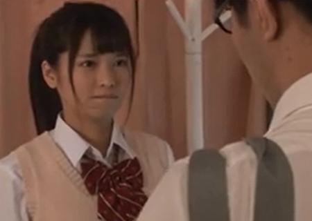 【久留木玲】『もう指抜いて…』キスだけの約束のはずが暴走した弟にパンツを脱がされ、手マンでイかされてしまうJK姉