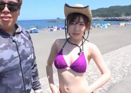 【深田えいみ】海で逆ナンしてたら有名なAV男優と遭遇ｗゲットされたていでホテル行って3Pセックス