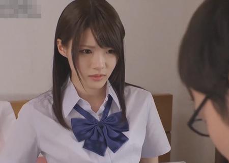 【相沢みなみ】絶対領域が大好きな変態兄貴におもちゃにされる妹、気の強いいもうとでも挿入されると牝になるんだねｗ