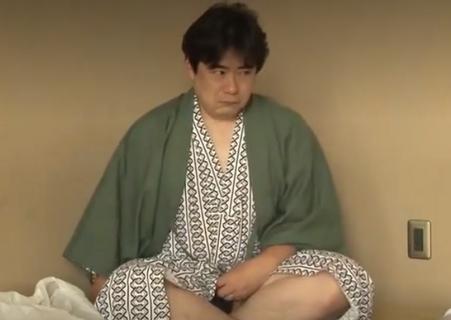 【広瀬結香】自分の女房がマッサージ師にオッパイやマンコをいじられる姿を見て股間を熱くする変態旦那ｗ