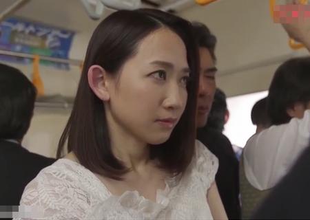【水戸かな】人妻囮捜査官が痴漢師にまんまとイかされ逃げるも、捕まってしまい廃車両の中で犯されてしまう…