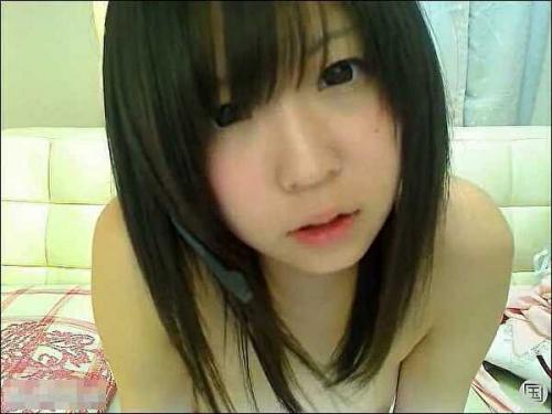 【ライブチャット】「はぁはぁ...もっと？あんあん...イカせてください...」乳首ビンビン敏感ビッチ美少女がオナニー！