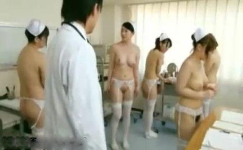「風邪ひいちゃった～」で病院行ったはずが「アソコ勃起しちゃった～」になってしまう始末ｗ∥Д