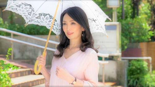 【立花涼子】清楚なセレブ熟女がAV出演!?夜な夜なオナニーばかりの変態痴女がエロランジェリーで熟練テクで男達鬼勃起ｗｗｗ