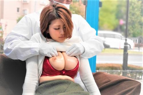【マジックミラー号】株式トレーダーの爆乳人妻がMM号で体をくねるほど感じて大絶頂！