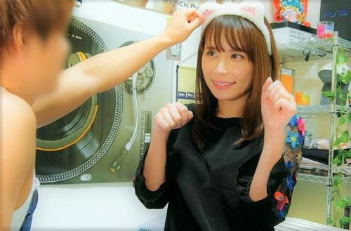 【人妻×寝取られ】マイペースな超絶美人人妻を酒に酔わせて寝取られ不倫セックス❤クンニされるの大好き変態痴女を盗撮...