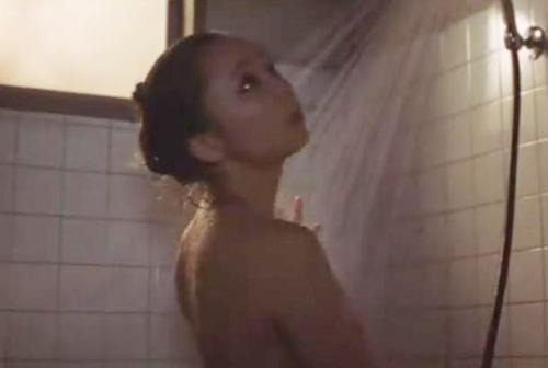 【三東ルシア】巨乳女教師がシャワーから出た直後にレイプされる！