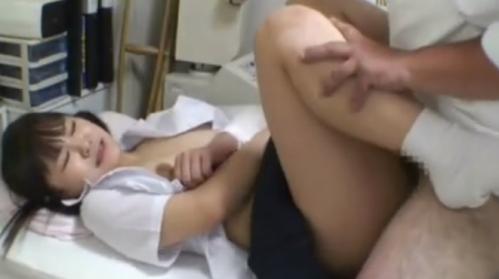 マッサージとして変態セクハラ整体師が無理やりちんぽを挿入して犯しまくる！！