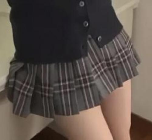 【AKB似】「ねぇ？挿れて♡」超SSSアイドル級の制服ロリにおチンポおねだりされて中出しセックス