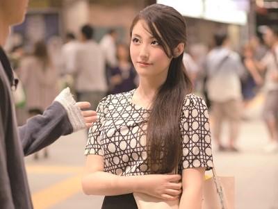 ＜素人ナンパ＞山手沿線で見つけた美人妻！旦那との予定をキャンセルさせ連れ込みNTRセックス×種付け中出し♥＜人妻ナンパ＞