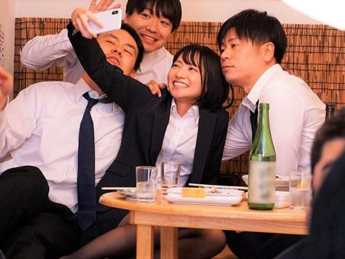 ＜出張先相部屋NTR＞新人OLが飲み会で泥酔…絶倫デカチン上司のハードセックスで”寝取られ”メス堕ちｗｗ＜エロドラマ＞