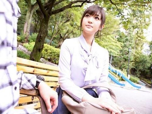 ＜素人ナンパ＞『はじめて…しちゃった///』性欲持て余したビッチ妻をホテル連れ込み濃厚エロな不倫ハメ撮り♡＜人妻ナンパ＞