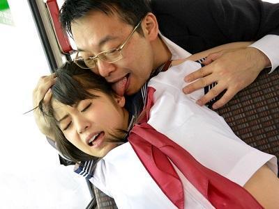 ＜捜査官凌辱＞痴漢の囮捜査をするJK女捜査官を返り討ちｗ 敏感体質な肢体を貪る痙攣ベロチュー陵辱レイプ！！＜吉村卓＞