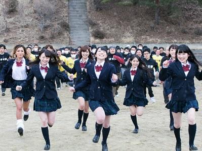 ＜中出し鬼ごっこ＞販売禁止中のガチ問題作が流出！！100人の孕ませ隊が逃げるAV女優を捕まえ即ハメ種付け中出しレイプ♥