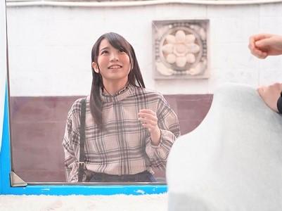 ＜素人ナンパ＞今世紀最高クラスの美少女JDを車内連れ込み！！敏感マンコにデカチン即ハメ濃厚エロな大量潮吹きお漏らしパコ♥
