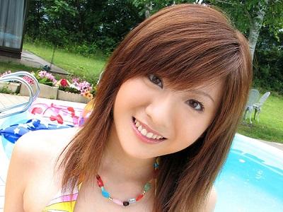 ＜伝説＞当時18歳レジェンド女優の初々しさ全開デビュー作品！プールサイドでのねっとりSEXが今でも余裕でお世話になれる♡