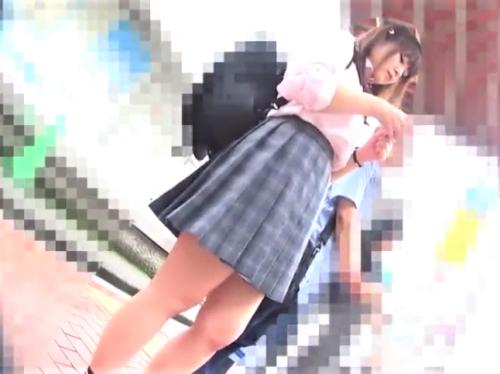＜JKレイプ＞制服ギャルをストーキングしてパンチラ盗撮→電車痴漢！！凄テク手マンで大量潮吹きのヤバイやつｗｗ＜個人流出＞
