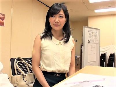 ＜素人ナンパ＞街イク美人妻を固定し250000回転の固定電マ×放置プレイ♥大量潮吹き→発情中出しセックス＜人妻ナンパ＞