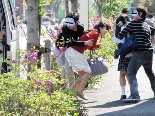 ＜親子丼レイプ＞『娘だけは許してーーーーッ‼』人妻熟女×制服JKを拉致誘拐！無理やり捻じ込む輪姦乱交×連続中出しレイプ♥