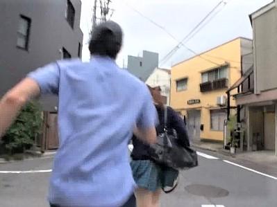 ＜JKレイプ＞『逃げんなテメェーーーーッ‼』パンチラ盗撮がバレて逆ギレ→理不尽極まる鬼畜の無許可中出しレイプ＜膣内射精＞