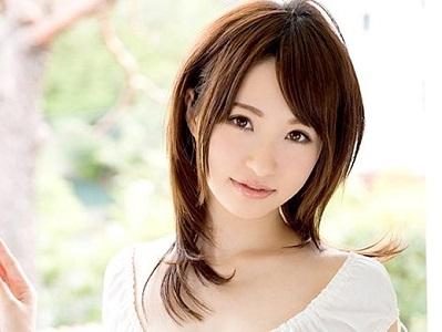 ＜処女作品＞悪魔的透明感なスレンダー美脚のSSS級美少女！敏感体質なカラダを痙攣させて初イキしちゃうAVデビュー作品♡