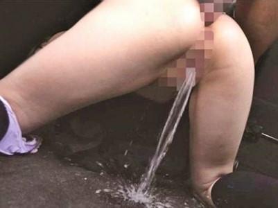 ＜大量潮吹き＞制服女子校生を拉致拘束して媚薬漬け肉便器調教！！凄テク痴漢レイプで失禁お漏らし痙攣連続絶頂♥＜ヤバイやつ＞